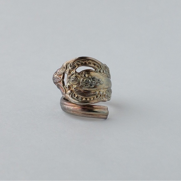Vintage Jewelry - Spoon Ring Silver Plated Oneida Community Adjustable Bypass Handcrafted Size 8